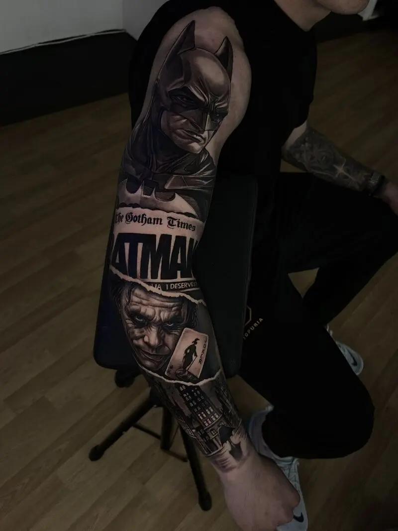 Fechamento de perna com tema Batman e Coringa, preto e cinza